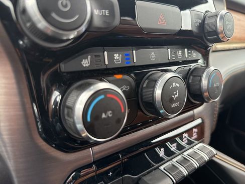 Used 2022 RAM 1500 Limited w/ Bed Utility Group image 23