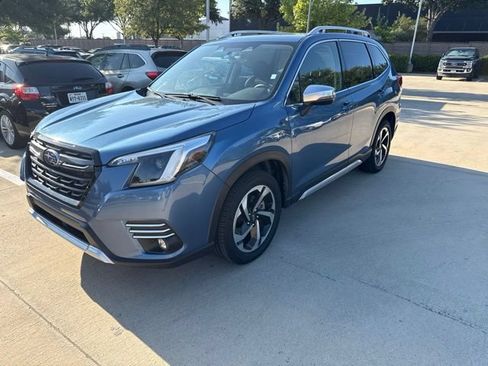 Used 2023 Subaru Forester Touring AWD/4WD image 4