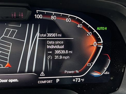 Used 2023 BMW X6 xDrive40i w/ Executive Package image 13