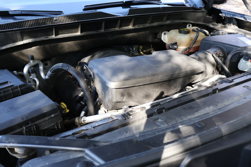 Used 2021 Chevrolet Tahoe LT AWD/4WD image 16