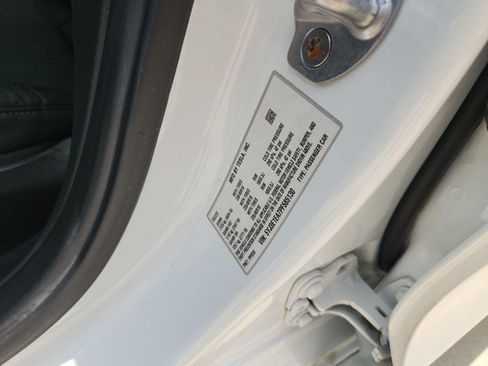 Used 2023 Tesla Model 3 Standard Range RWD image 33