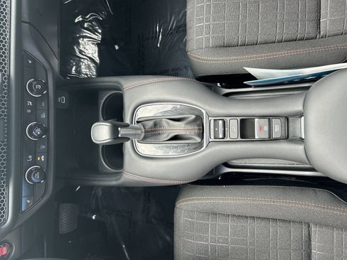 Certified 2025 Honda HR-V Sport image 22