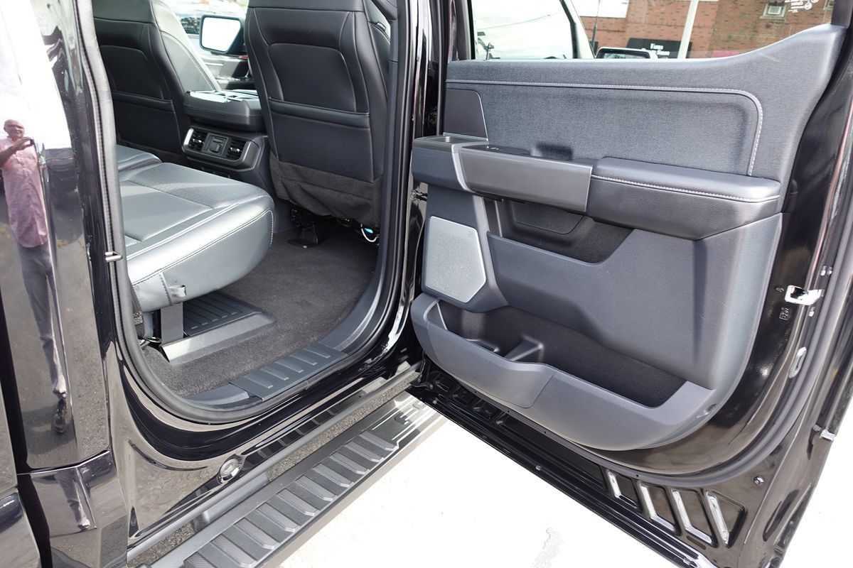 Used 2024 Ford F150 Lariat w/ Equipment Group 502A High AWD/4WD image 29