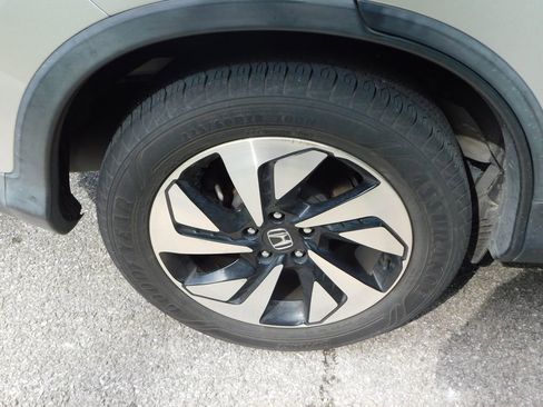 Used 2016 Honda CR-V Touring image 8