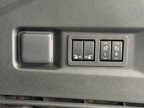 New 2026 Chevrolet Tahoe LT w/ Comfort Package AWD/4WD image 22