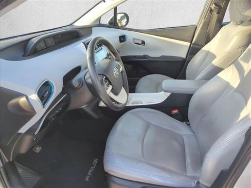 Used 2017 Toyota Prius Three FWD image 11