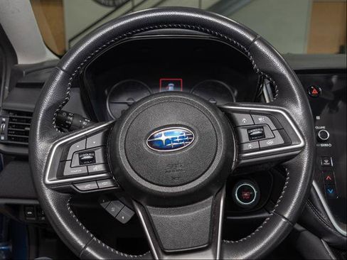 Used 2022 Subaru Legacy Premium AWD/4WD image 9