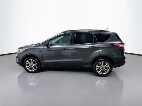 Used 2018 Ford Escape SE FWD image 9