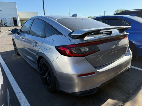 Used 2022 Honda Civic Sport image 3