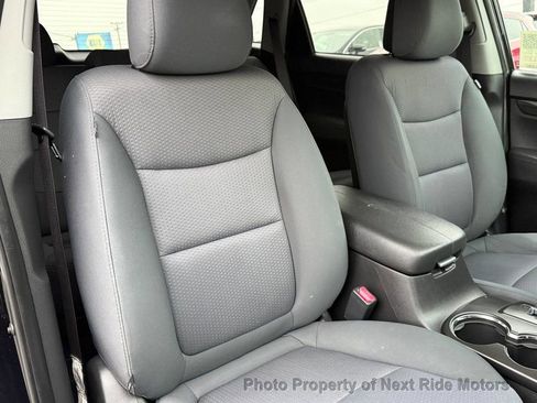 Used 2013 Kia Sorento LX w/ Convenience Pkg image 10