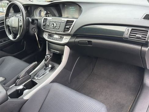 Used 2015 Honda Accord Sport image 13