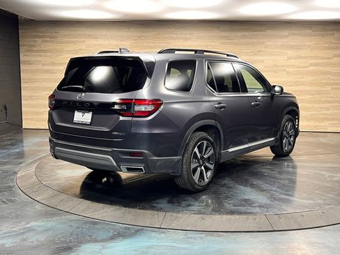 Used 2025 Honda Pilot Touring image 28