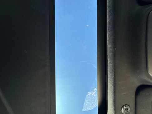 Used 2022 Lincoln Corsair Reserve w/ Elements Package image 16