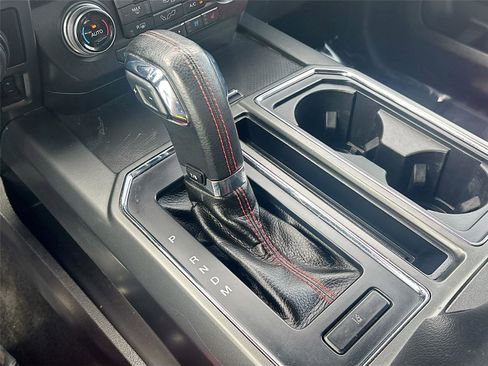 Used 2017 Ford F150 Lariat image 18