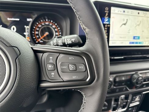 New 2025 Jeep Wrangler Unlimited Rubicon w/ Steel Bumper Group image 15