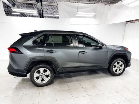 Used 2020 Toyota RAV4 XLE image 7