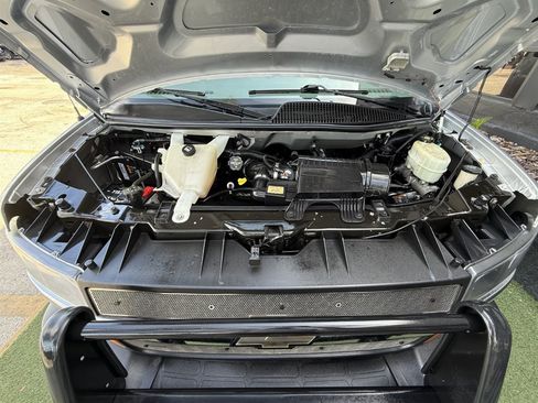 Used 2014 Chevrolet Express 2500 LT w/ LT Preferred Equipment Group RWD image 23