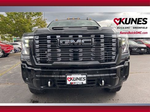 New 2026 GMC Sierra 3500 Denali Ultimate AWD/4WD image 12