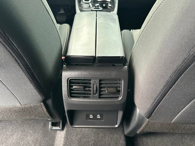 Certified 2026 Nissan Rogue SV AWD/4WD image 29