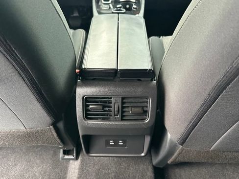 Certified 2026 Nissan Rogue SV AWD/4WD image 29
