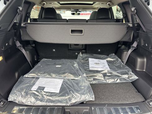 New 2026 Mitsubishi Outlander SE image 3