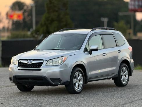 Used 2014 Subaru Forester 2.5i Premium w/ Popular Package #2 AWD/4WD image 6