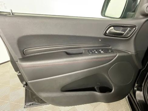 Used 2023 Dodge Durango GT image 28