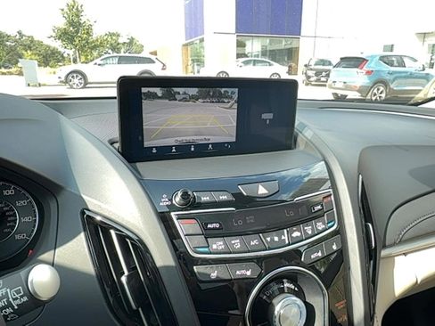 Used 2024 Acura RDX SH-AWD image 24