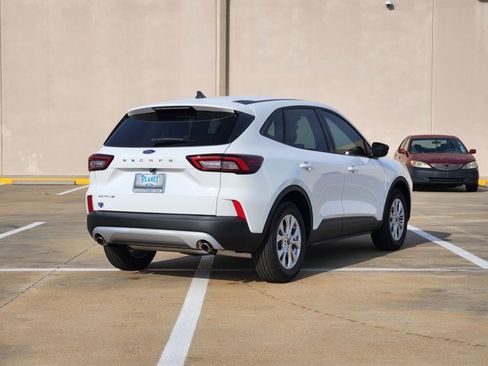 New 2026 Ford Escape Active FWD image 3