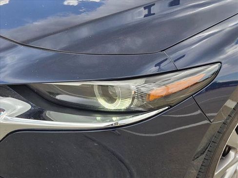 Used 2019 MAZDA MAZDA3 Sedan w/ Premium Package FWD image 7