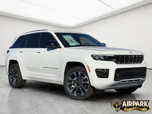 New 2025 Jeep Grand Cherokee Overland w/ Adv Protech Group III AWD/4WD image 2