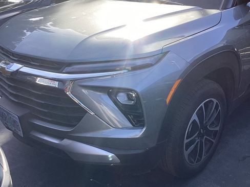 Used 2025 Chevrolet TrailBlazer LT image 6