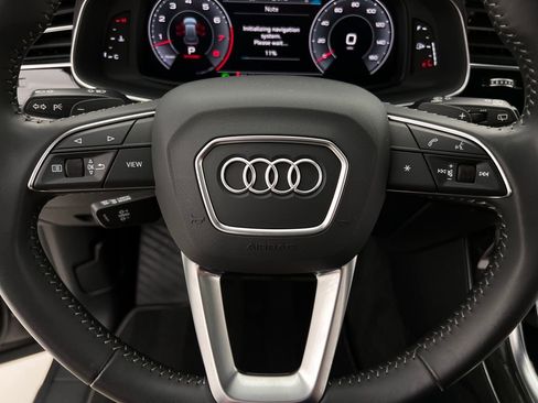 Used 2019 Audi Q8 Premium w/ Convenience Package image 22