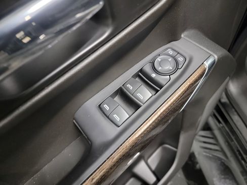 Used 2021 Chevrolet Silverado 1500 LT Trail Boss w/ Bed Protection Package image 14