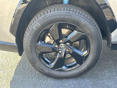 Used 2021 Toyota RAV4 XSE w/ XSE Grade Weather Package image 13