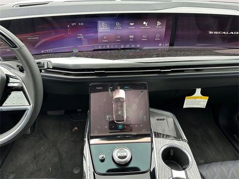 Used 2025 Cadillac Escalade IQ Sport 1 image 11