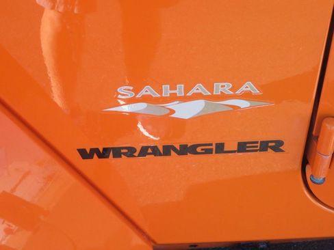 Used 2012 Jeep Wrangler Sahara image 13