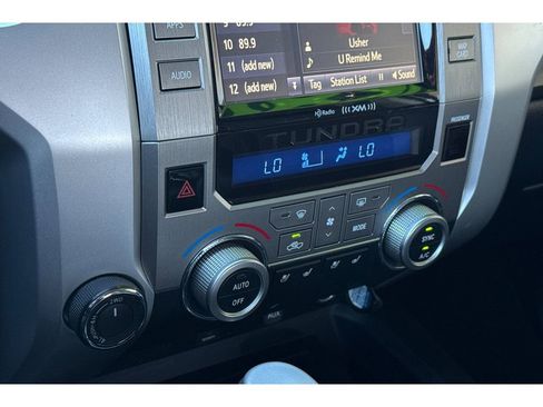 Used 2017 Toyota Tundra Platinum image 21