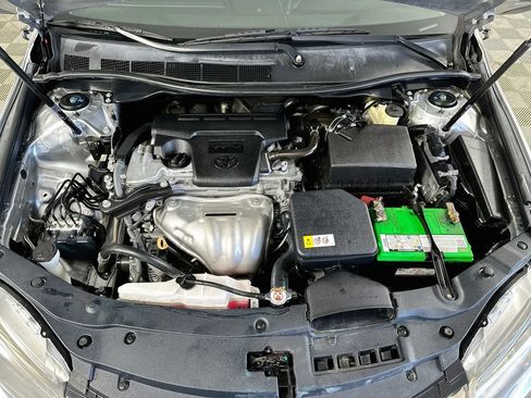 Used 2017 Toyota Camry SE FWD image 33
