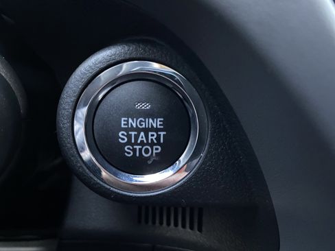 Used 2025 Subaru Crosstrek 2.5i Limited w/ Crosstrek Mirror Package image 31