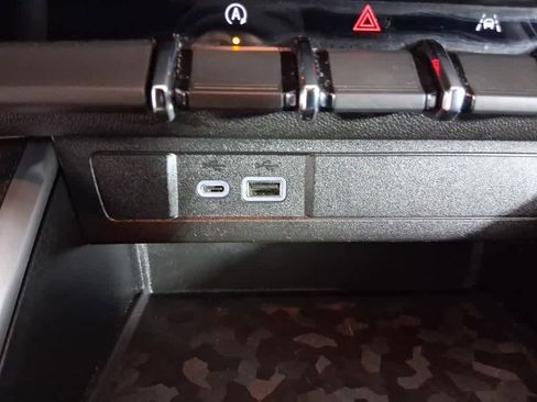 Used 2023 Chevrolet Colorado Trail Boss w/ Safety Package image 41