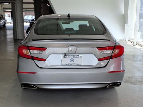 Used 2022 Honda Accord Sport image 5