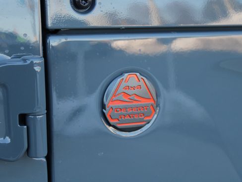 New 2026 Jeep Gladiator Mojave image 36