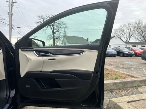 Used 2016 Cadillac XTS Vsport Platinum image 17