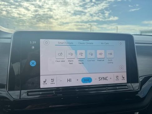 New 2026 Volkswagen Atlas Cross Sport SE AWD/4WD image 23