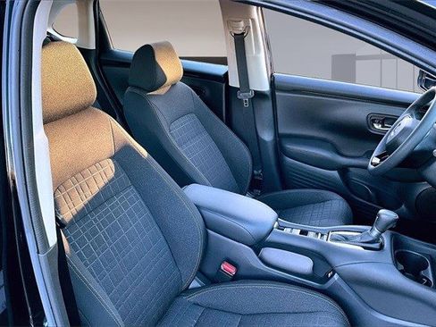 Certified 2023 Honda HR-V LX image 24