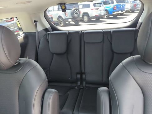 Used 2025 Kia Carnival SX Prestige FWD image 34