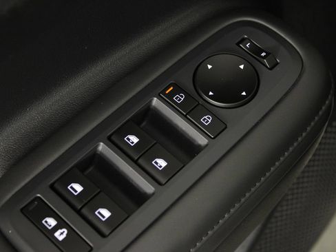 Certified 2026 Hyundai Santa Fe SEL FWD image 23