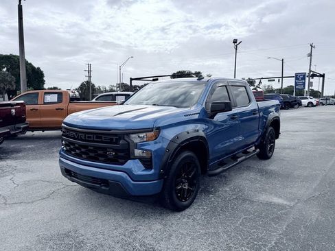 Used 2023 Chevrolet Silverado 1500 Custom w/ Rally Edition RWD image 9