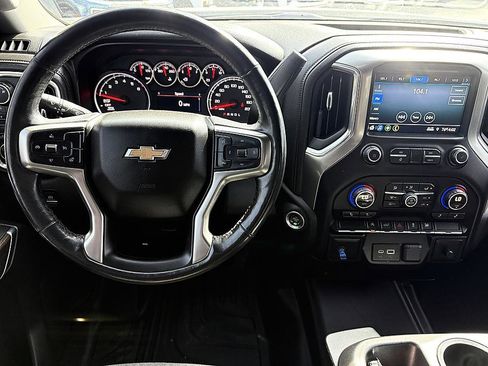 Used 2019 Chevrolet Silverado 1500 LT image 13